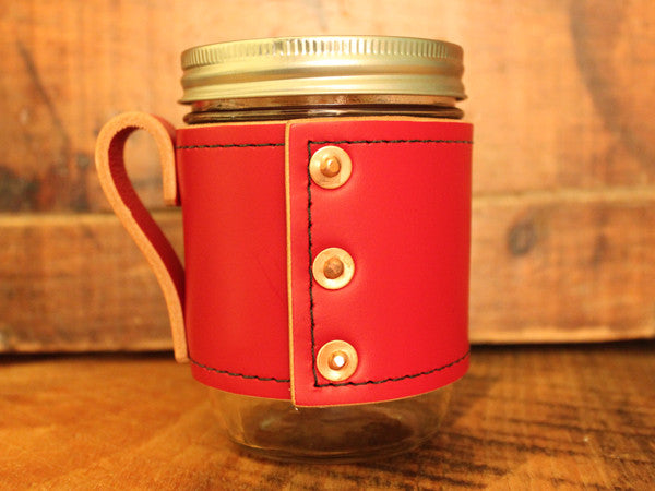 Red Holdster Model 02: Rivet